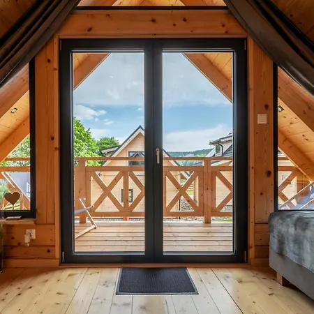 Osada Zieleniec ドゥシュニキ・ズドルイ