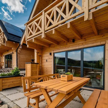 別荘 Osada Zieleniec ドゥシュニキ・ズドルイ