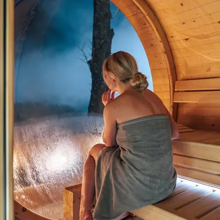 Osada Zieleniec 別荘 *